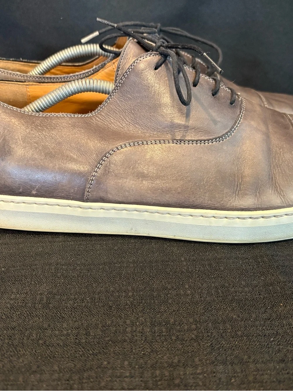 Magnanni Warwick Leather Oxford Low Top Sneakers Vibram 13M Little Damage Back